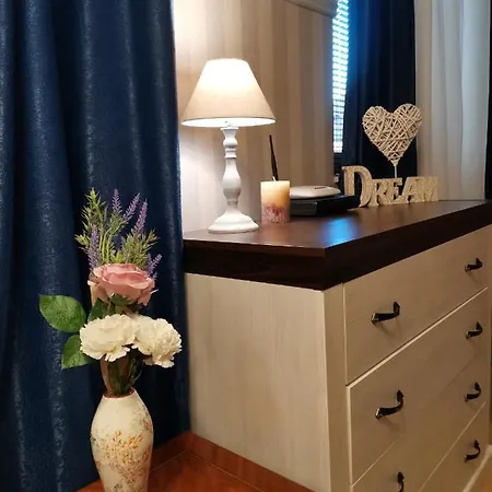 Apartment Dream Center