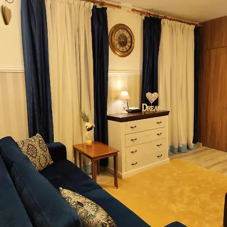 Dream Center * בנסקו