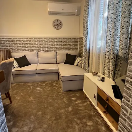 Dream Center בנסקו